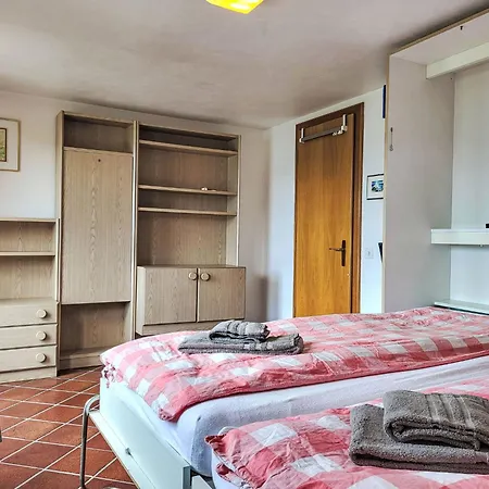 Studio Indeman By Interhome * Gambarogno